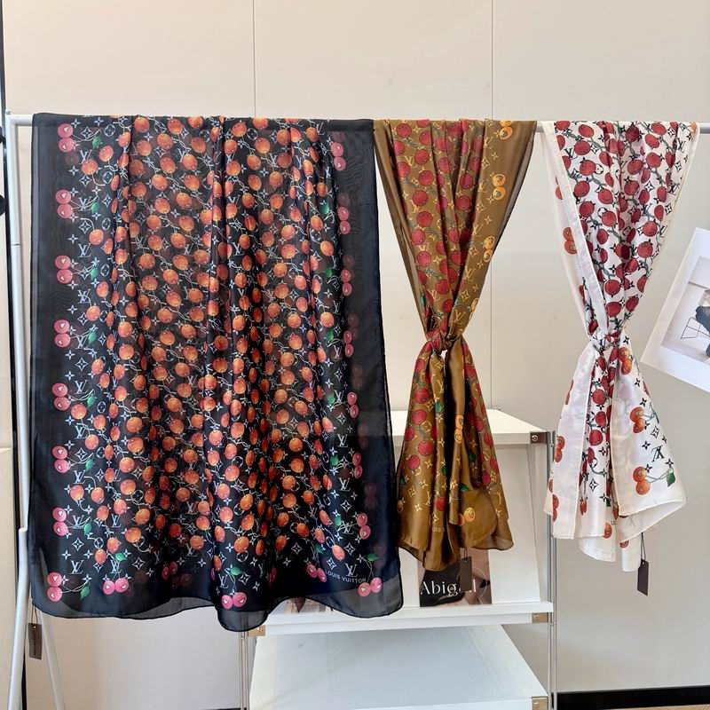 LV silk scarf 90-180cm E031319